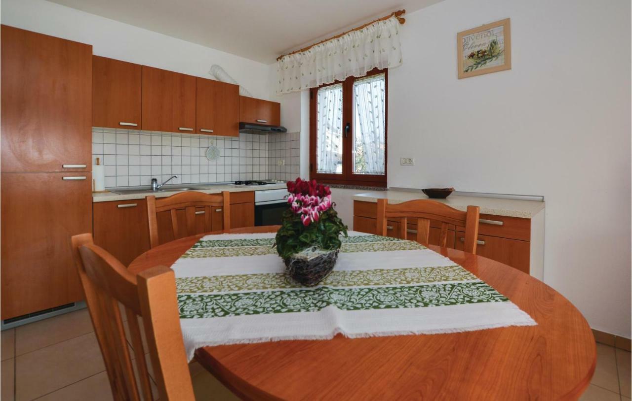 2 Bedroom Amazing Apartment In Portorose Esterno foto