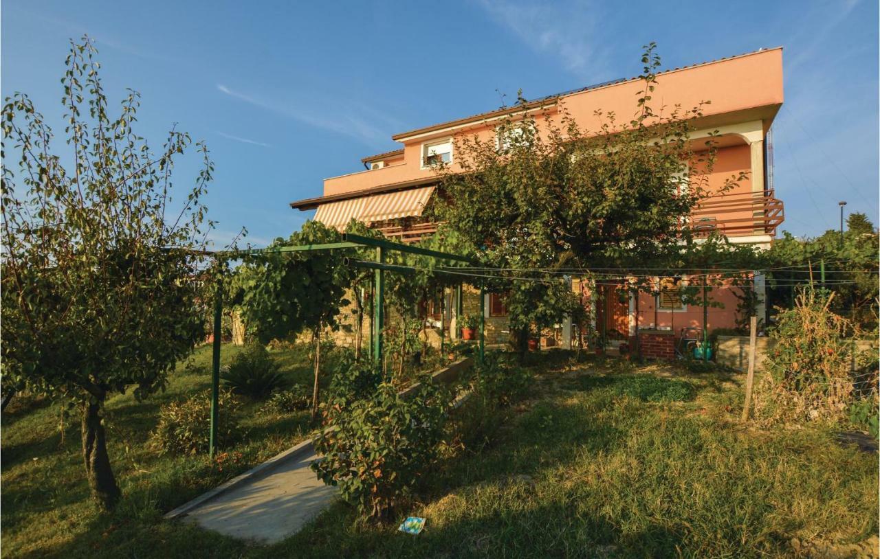 2 Bedroom Amazing Apartment In Portorose Esterno foto